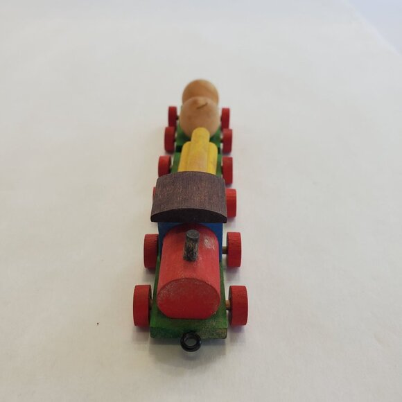 Vintage Heros Miniature Wooden Train Set Toy - Picture 4 of 5